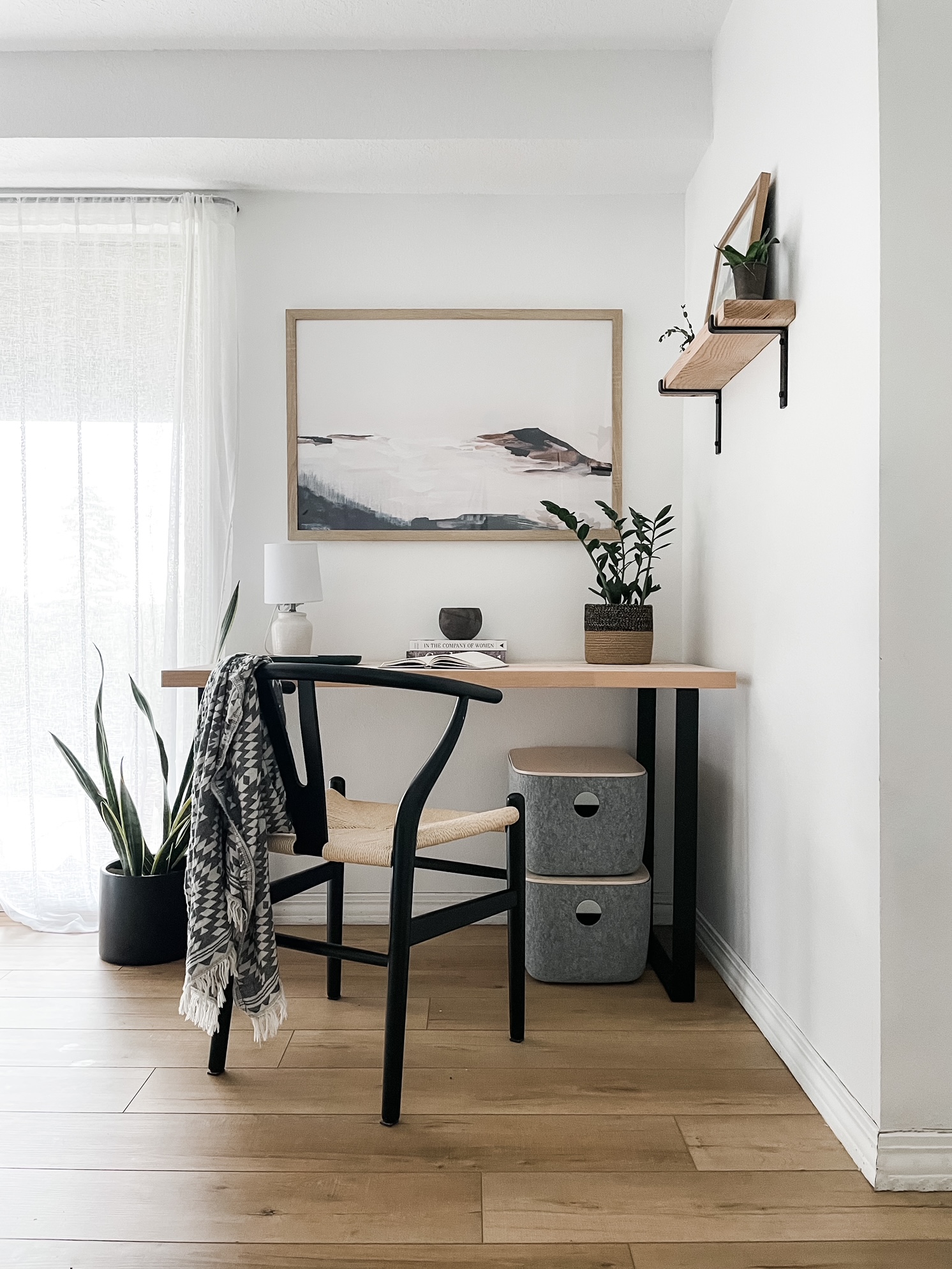 corner bedroom writing nook with desk and chair